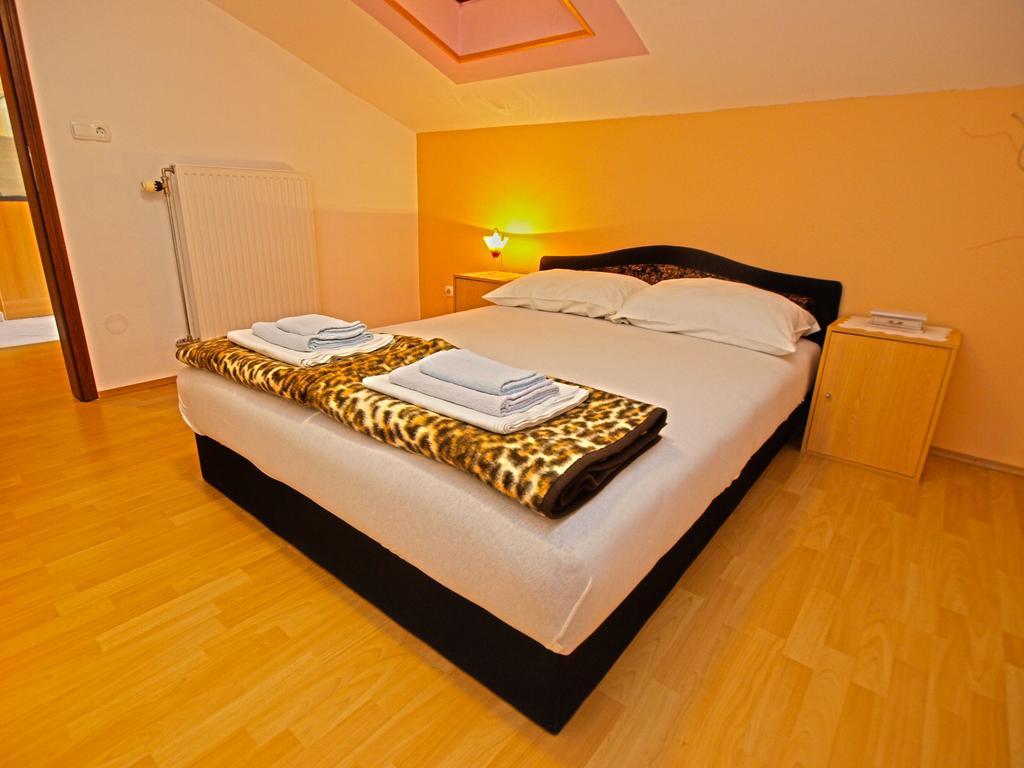 Apartments Denis 19 Fažana Kültér fotó